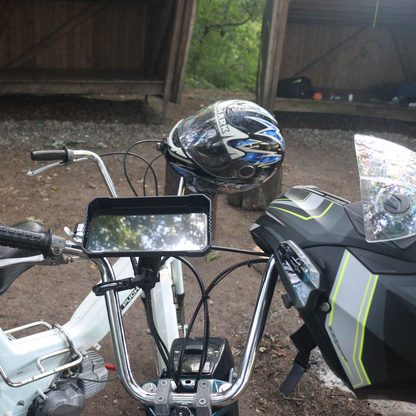 Urban Rider MotoPlay™ 6.25" Display
